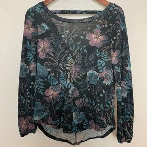 Daytrip, Floral print, Open Back Women's Shirt